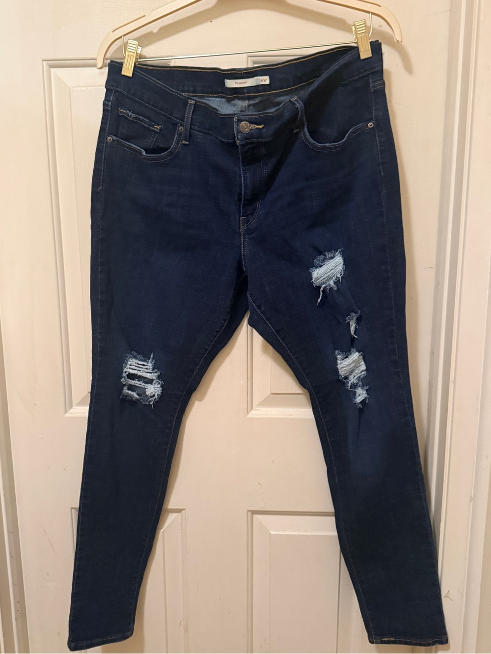 Levi’s 711 Ripped Jeans